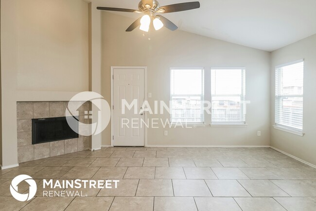 Building Photo - 1229 Spring Water Dr