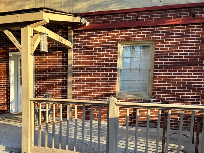 Front Entrance of Lower Level Home - 986 Level Creek Rd