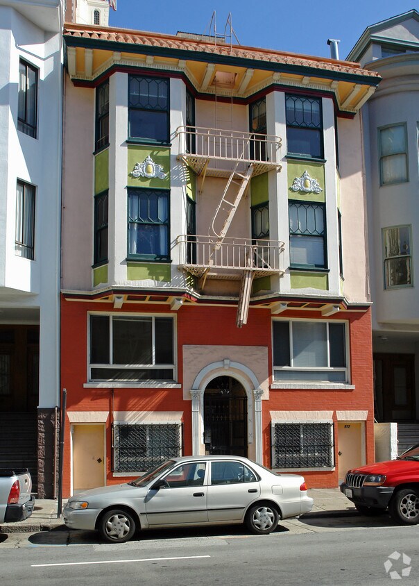 Building Photo - 974 Pine St