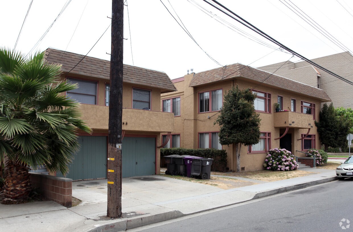 Foto del edificio - 2400 E 4th St