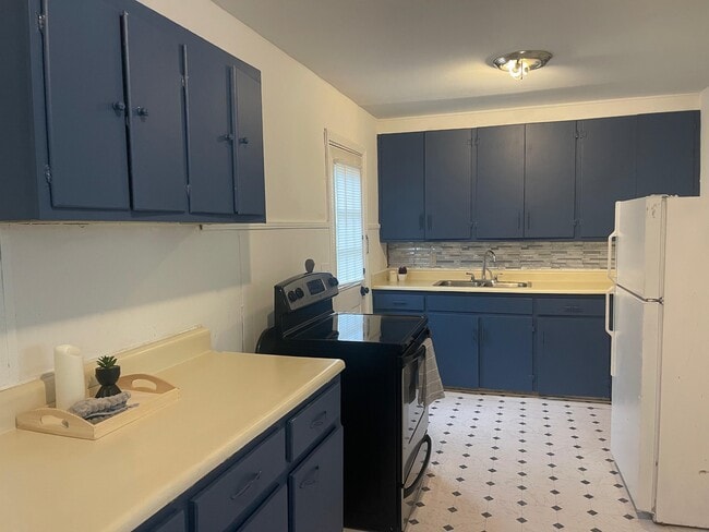 Foto del edificio - 2708 Cave Ave NW