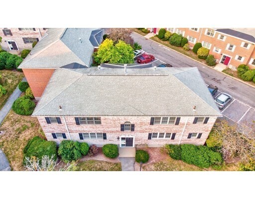 Foto del edificio - 117 Lake Shore Rd