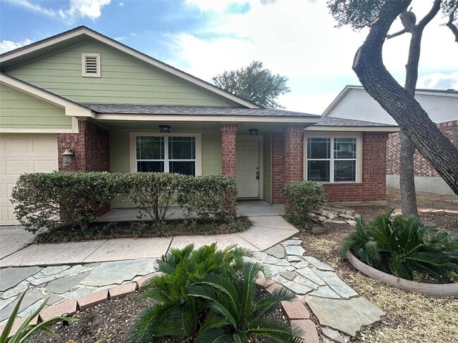 Foto del edificio - 3309 Blue Ridge Dr