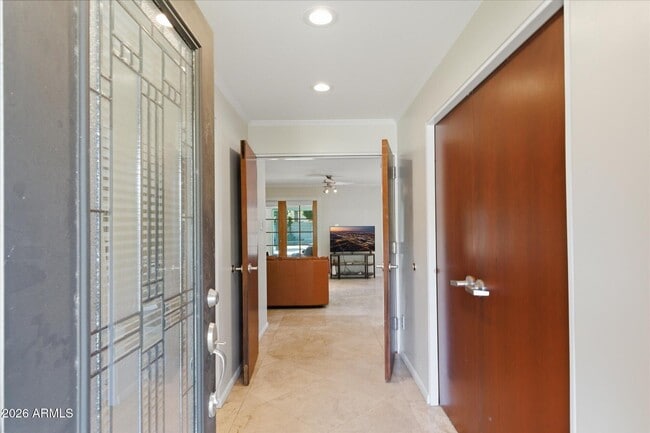 Foto del edificio - 4613 E Vernon Ave
