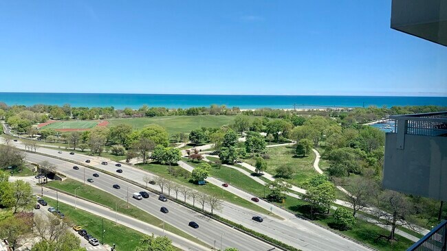 Building Photo - 4250 N Marine Dr