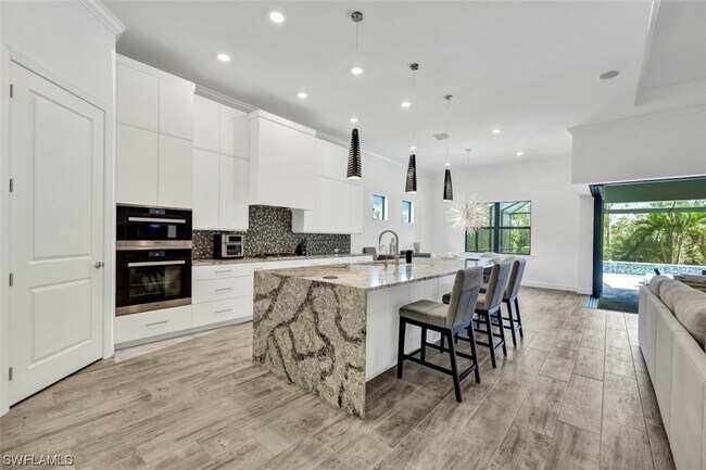 Building Photo - 9238 Plover Dr