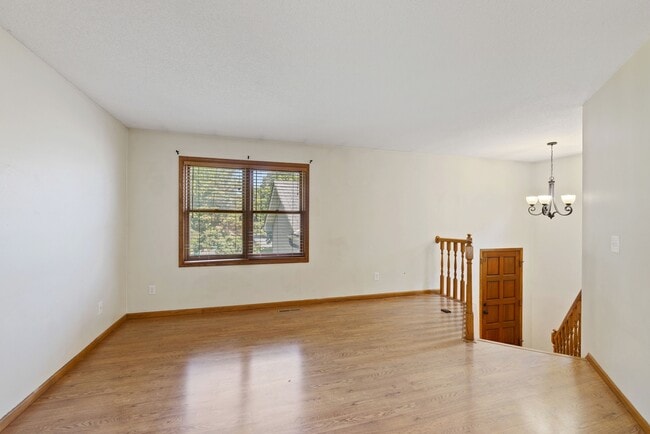 Foto del edificio - 1711 Slater Ln