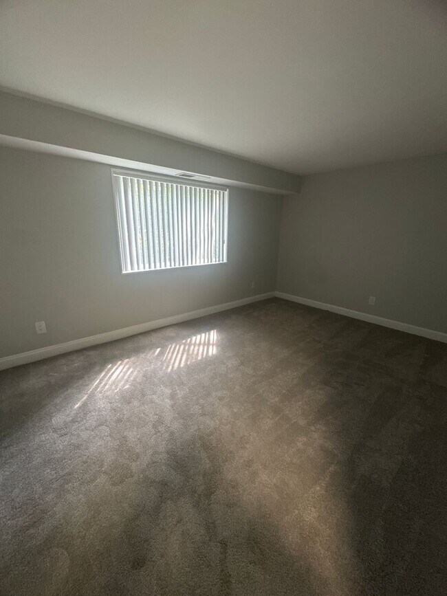 Interior Photo - Hewitt Gardens Apartments