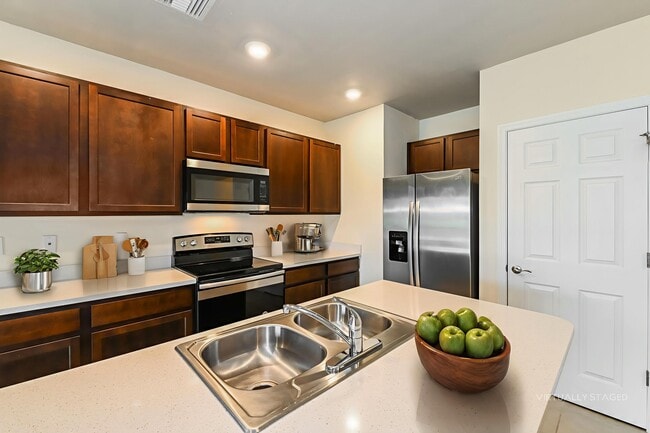 Foto del edificio - 15021 Wildflower Cir