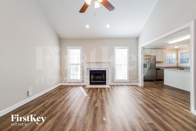 Building Photo - 4104 Mangrove Dr