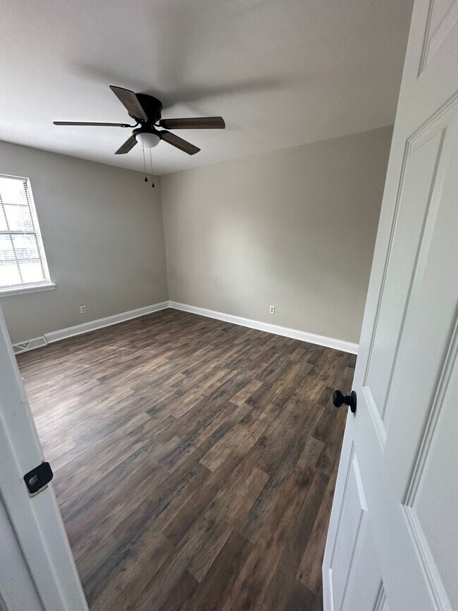 Foto del edificio - Location Location Location - West Ashley 2...