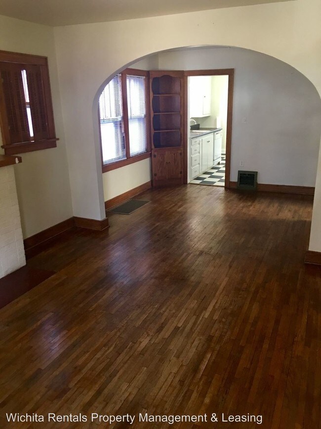 Foto del edificio - 619 N Belmont St
