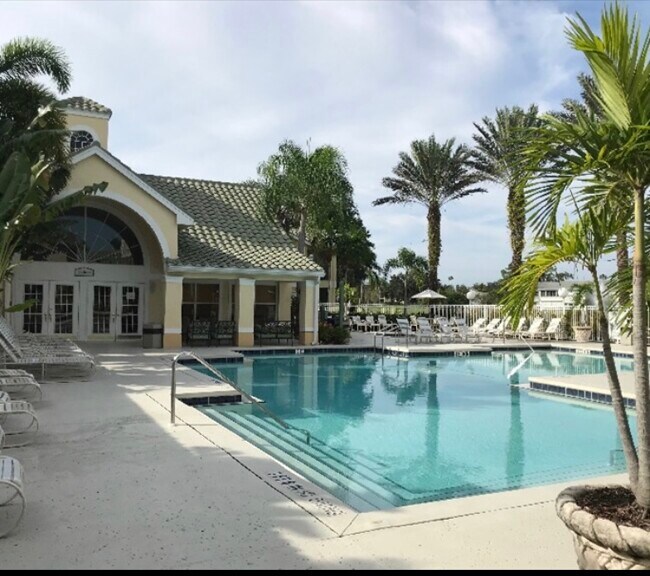 Main pool - 12700 Equestrian Cir