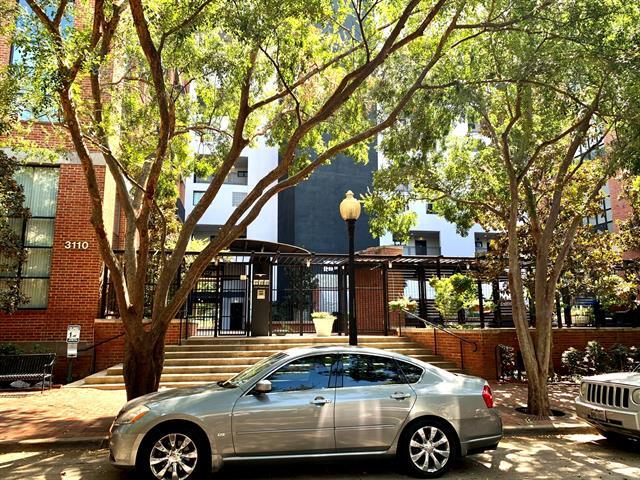 Foto del edificio - 3110 Thomas Ave