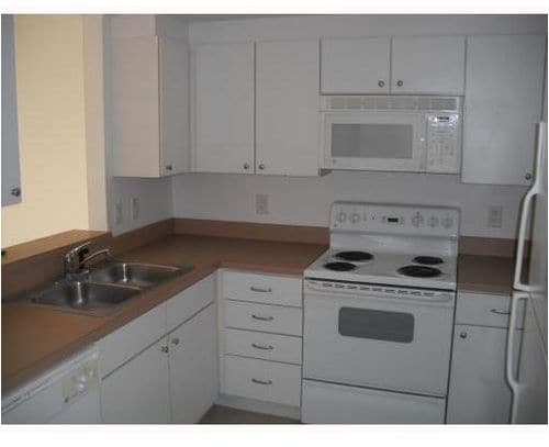 Building Photo - 1250 S Miami Ave