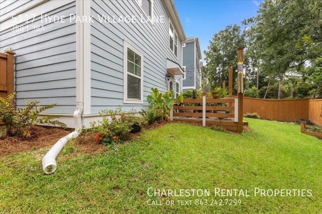 Foto del edificio - 5117 Hyde Park Village Ln