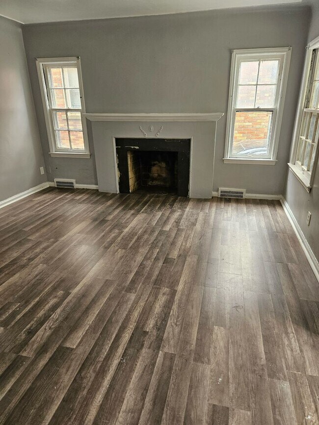Foto del edificio - 10848 Lakepointe St