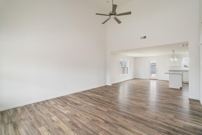 Building Photo - 3209 Hopson Holw Rd