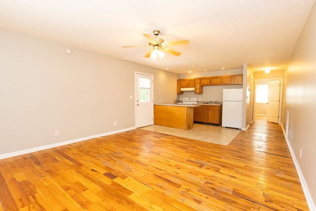 Foto del edificio - 402 Hall St