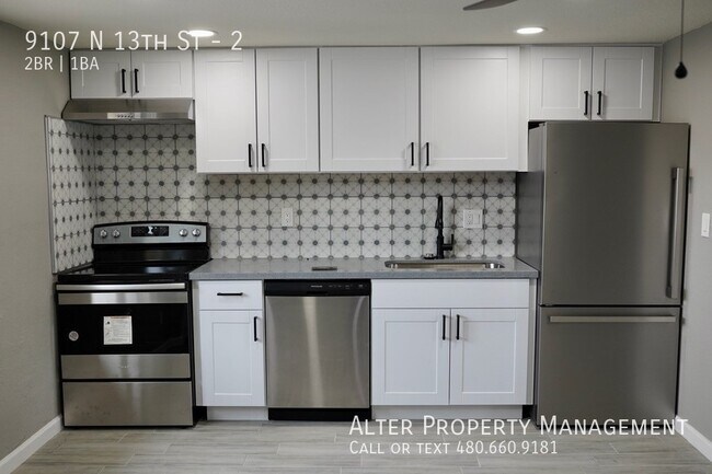 Building Photo - Gorgeous 2 Bedroom Apartment in Phoenix