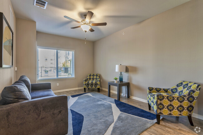 2BR, 2BA - 935 SF - Living Area - 3 Springs Apartments