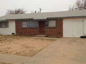 Building Photo - 2417 N Wilson St