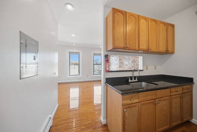 Building Photo - 800 Ocean Ave