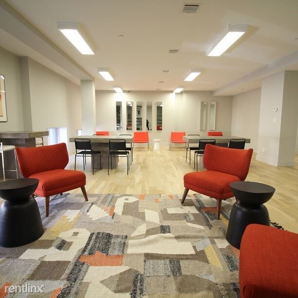 Foto del edificio - 1024 Gates Ave
