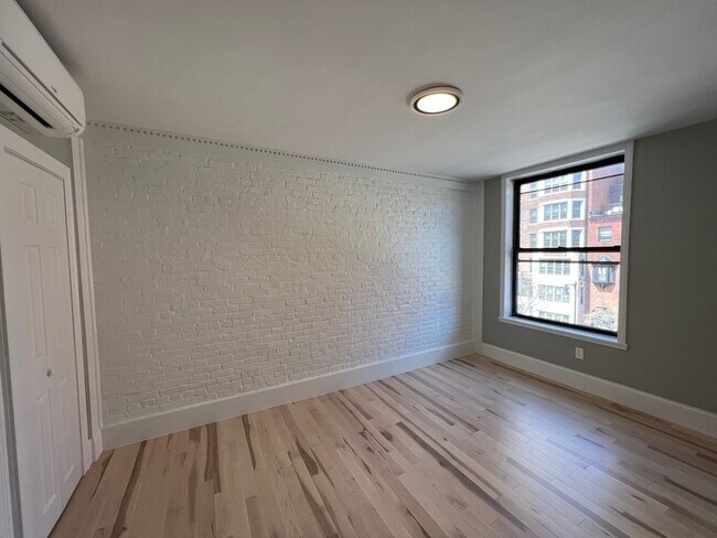 Foto del edificio - 495-497-497 Beacon St