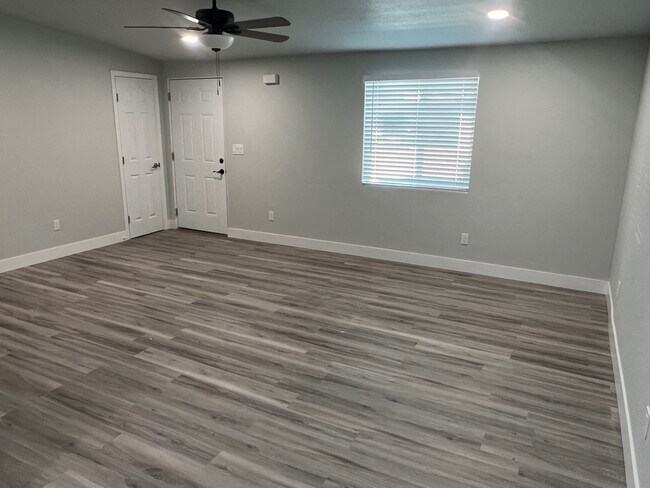 Foto del edificio - 1546 E 29th Ave