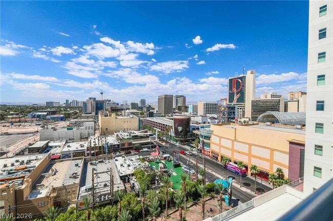 Building Photo - 150 S Las Vegas Blvd