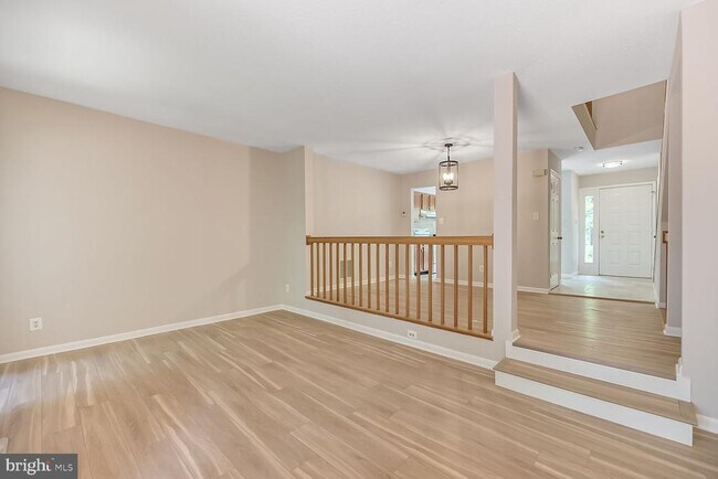 Building Photo - 1657 Oak Spring Way