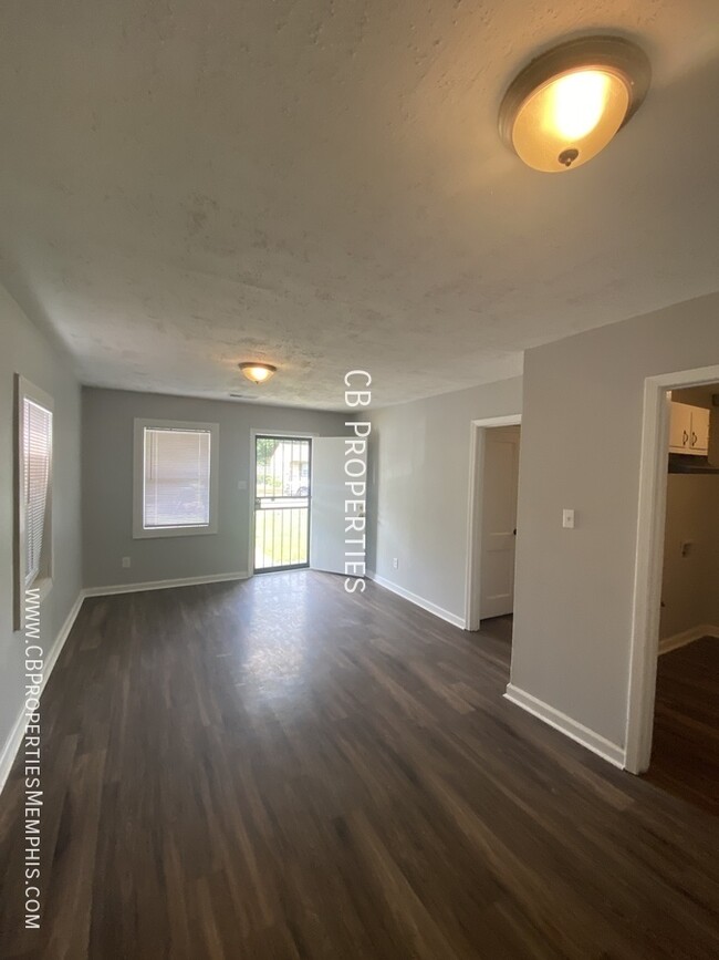 Building Photo - Move in by 10/15/2023 and Get a Free month...