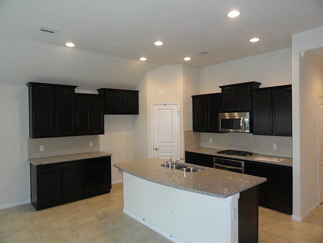 Building Photo - 28502 Jacob Bend Dr