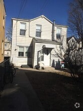 Building Photo - 137 W 27th St