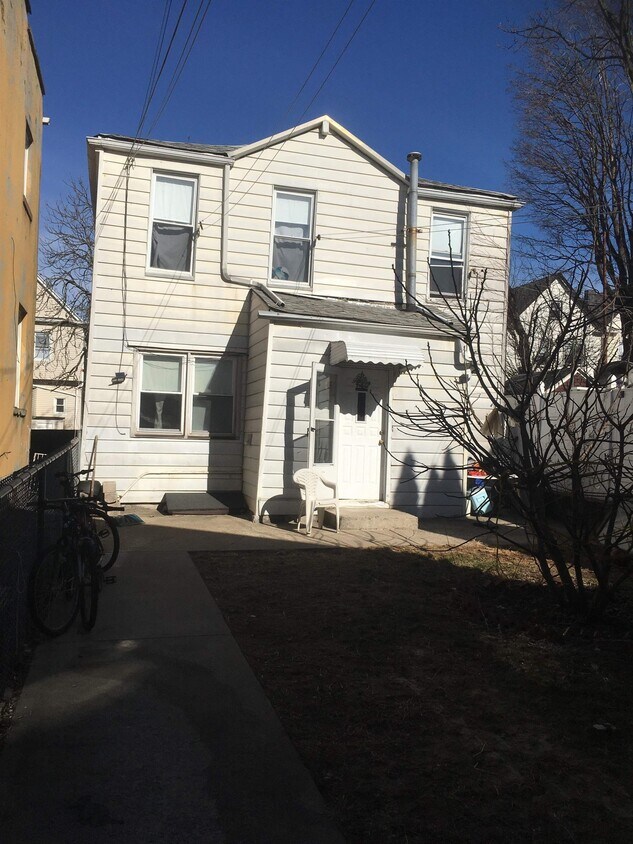 Primary Photo - 137 W 27th St