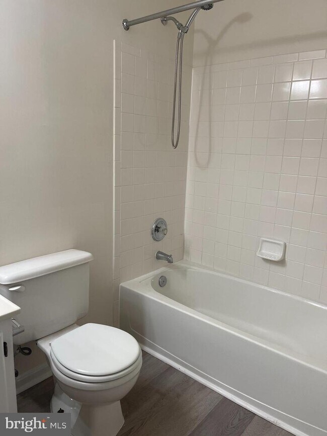 Foto del edificio - 22150 Trailside Square