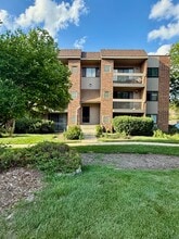 Building Photo - 1322 E Ports O Call Dr