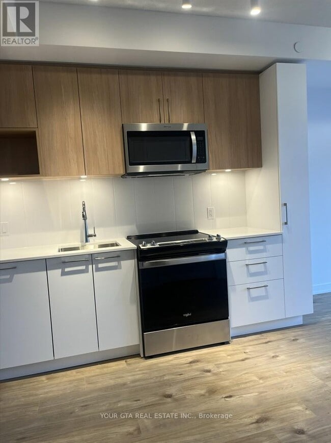 Photo du bâtiment - 500 Plains Rd E