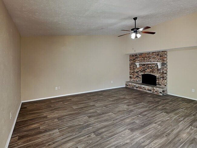 Building Photo - 5019 Forthbridge Dr