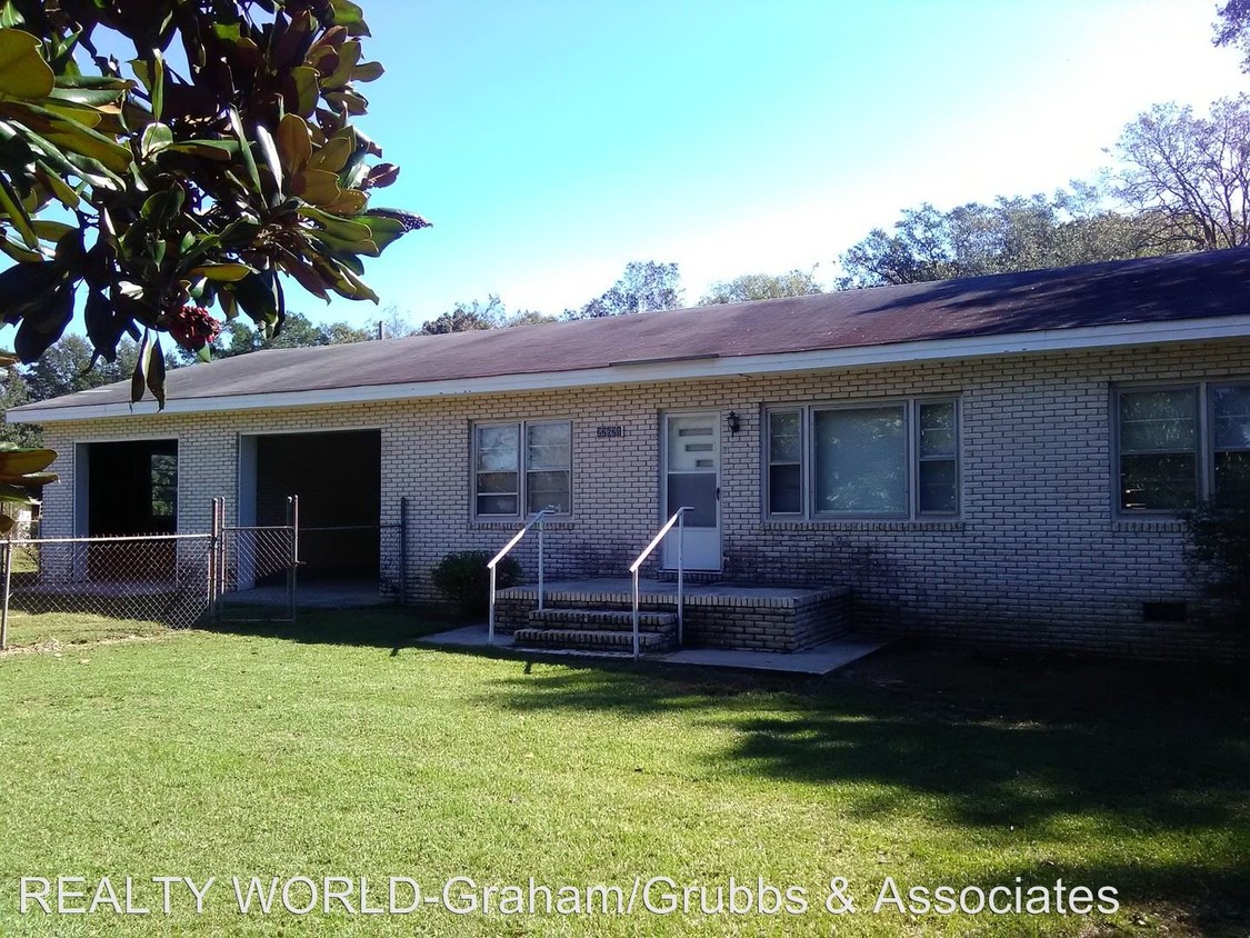 Primary Photo - 3 br, 2 bath House - 22621 Sneads Grove Rd.