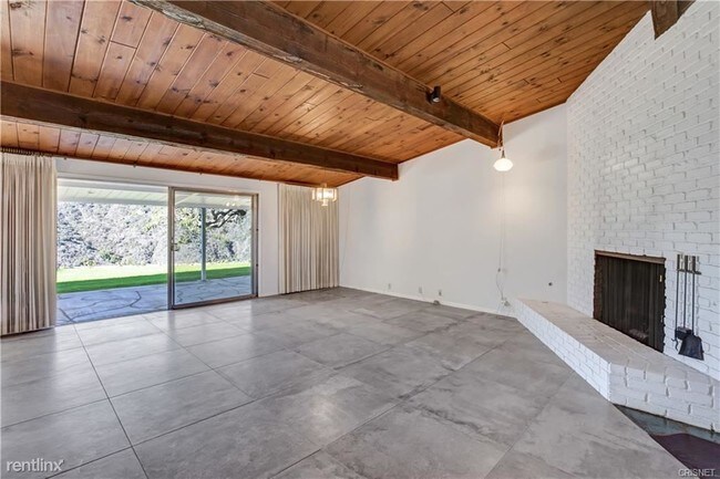 Building Photo - 3 br, 2.5 bath House - 851 Enchanted Way