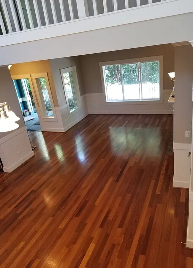 Foto del edificio - 4813 Bering St NW