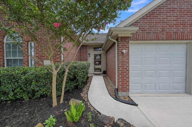 Building Photo - 21331 Timber Pines Dr