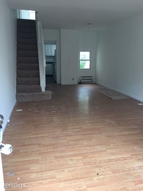Building Photo - 3 br, 1 bath House - 19 Jersey St
