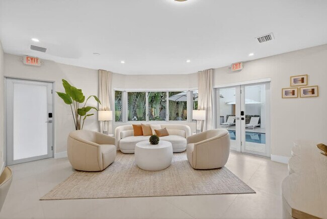 Foto del edificio - 8109 Harding Ave