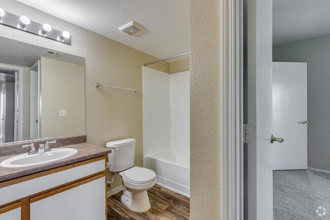 2 BR, 2 BA (Classic) - 900 SF - Pinehurst Condominiums