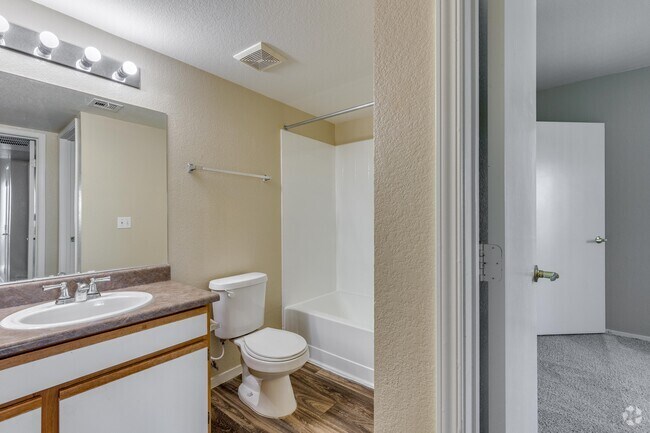 2 BR, 2 BA (Classic) - 900 SF - Pinehurst Condominiums