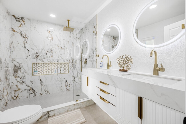 Foto del edificio - 7516 22nd Ave W