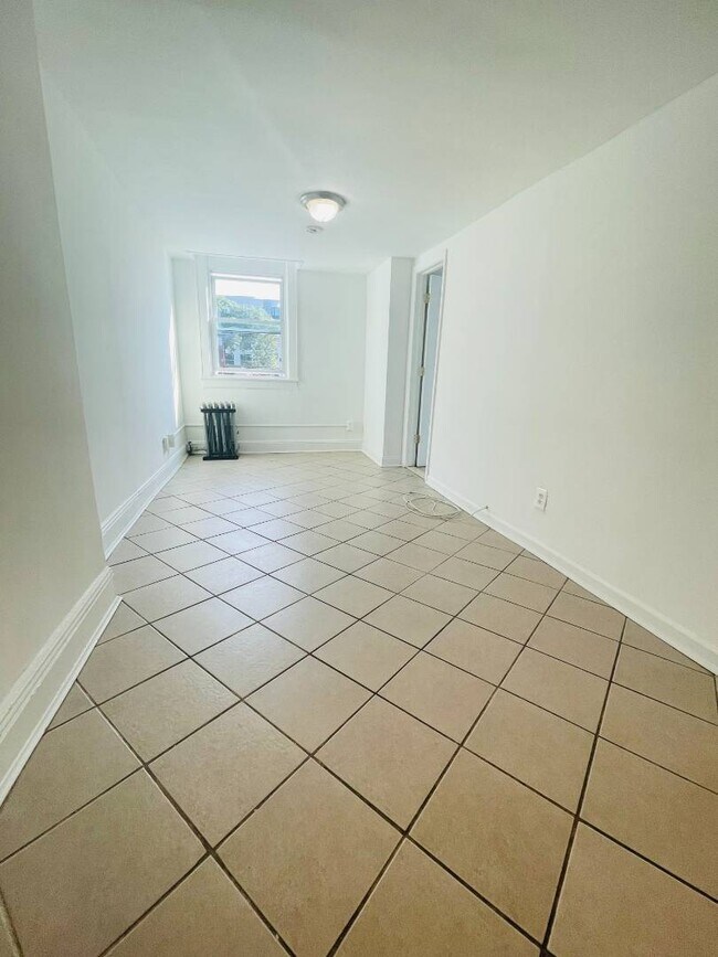 Foto del edificio - 133 Oliver Ave